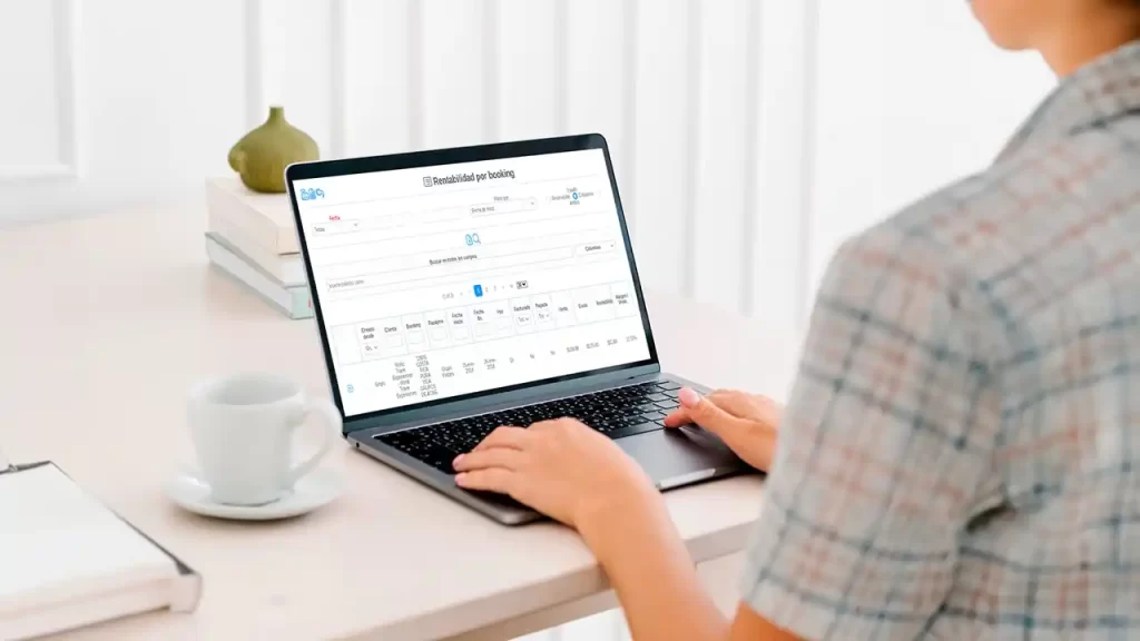 Gerenciamento de agências de viagens com o software Toursys.